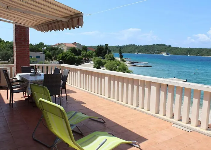 By The Sea Kneza, - 25133